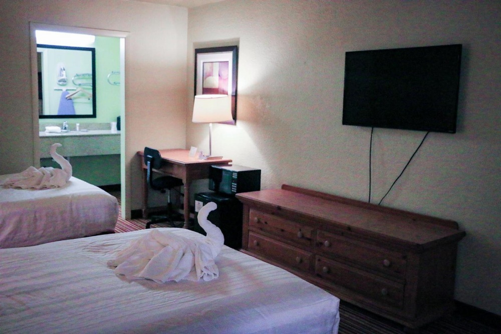 Room image 3
